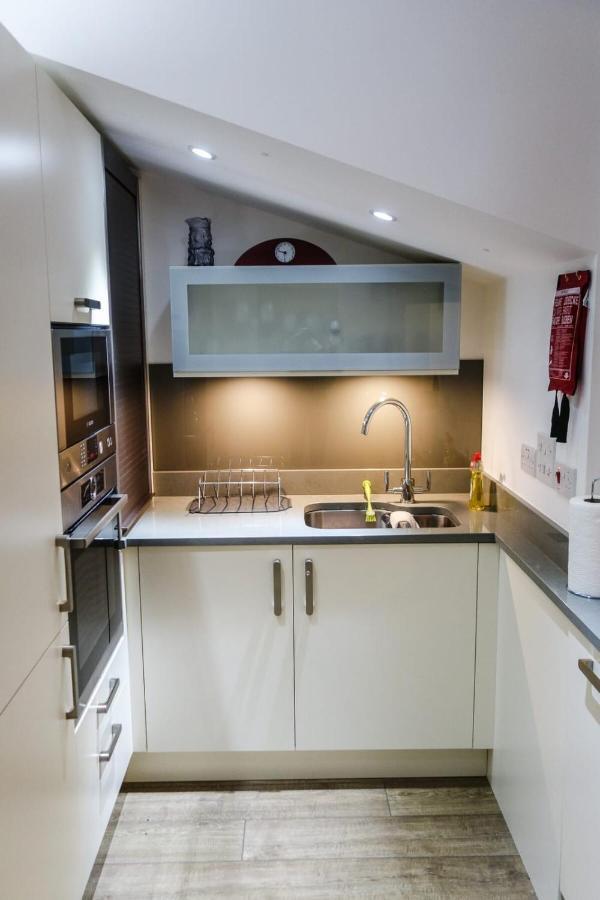 Apartamento Quiet Ground Floor Mews Flat And Parking Edimburgo Exterior foto